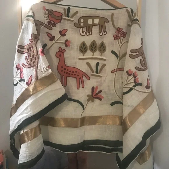 Gorgeous Fabric Poncho - Picture 1 of 5